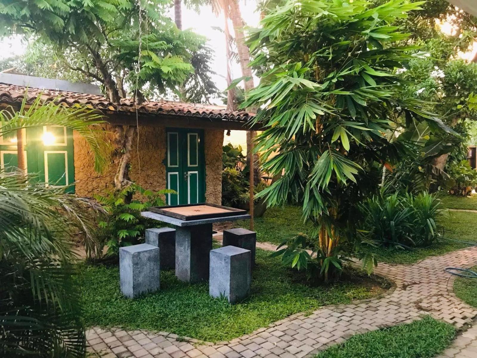 Double Mango Villa Katunayaka Exterior foto